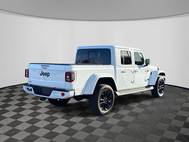 Used 2022 Jeep Gladiator Overland image 7