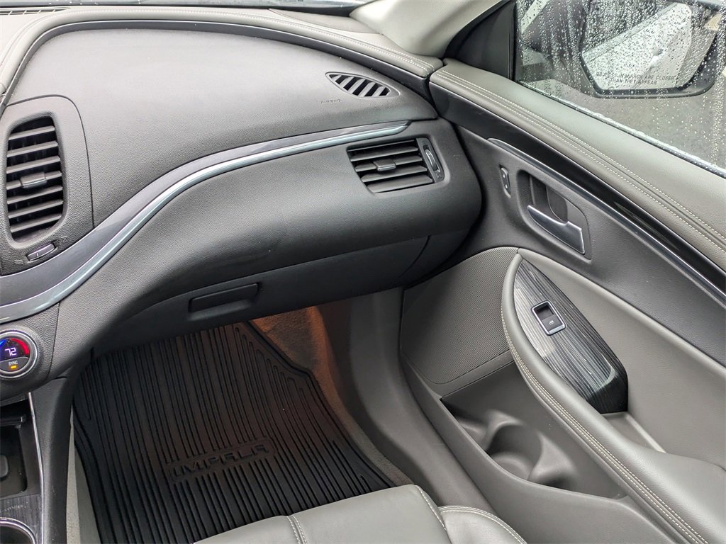 Used 2017 Chevrolet Impala LT w/ Leather Package image 15