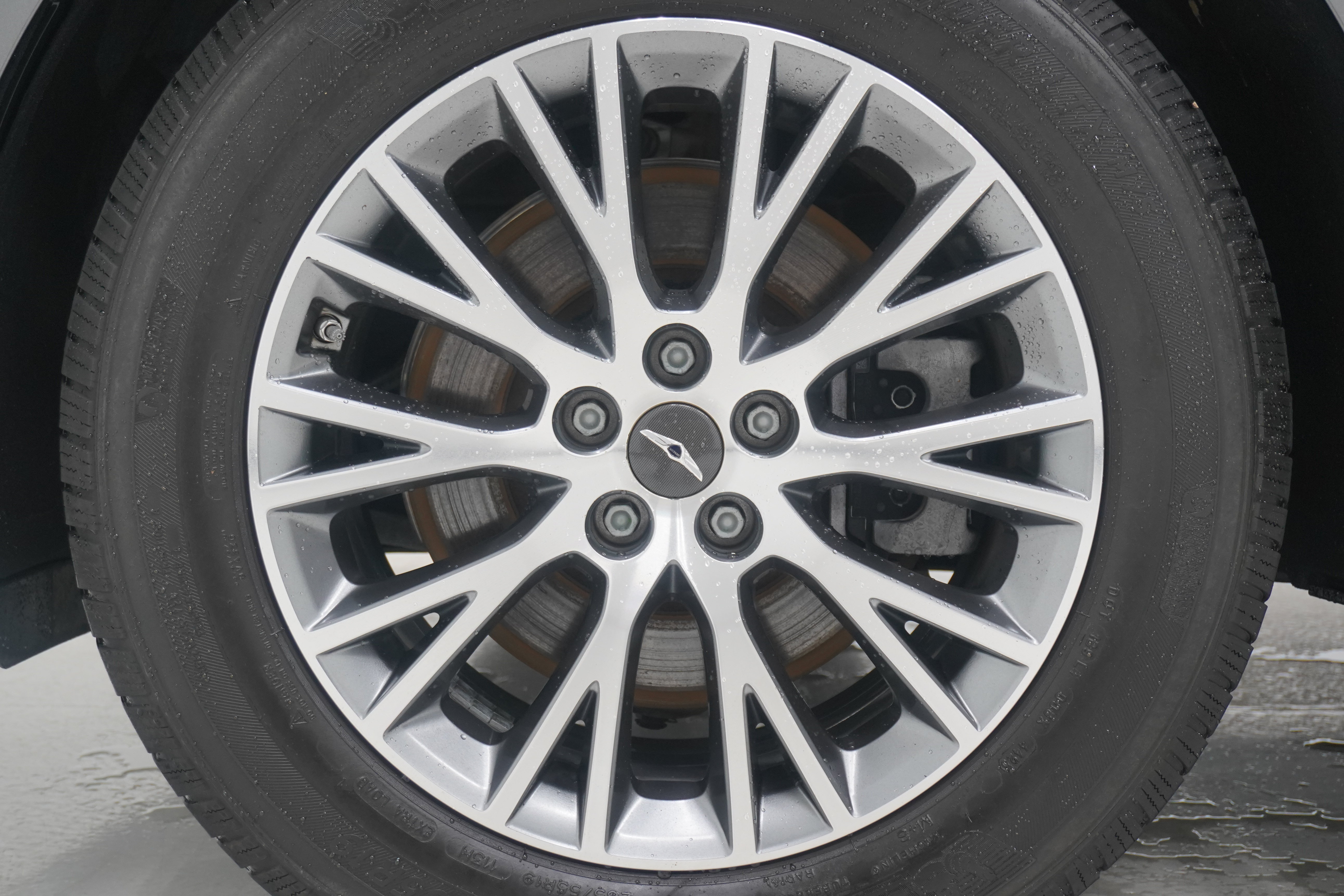 Used 2022 Genesis GV80 2.5T w/ Advanced Package 03 RWD image 33