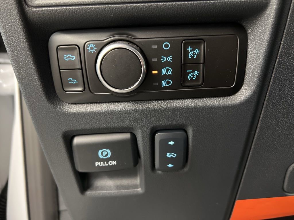 New 2025 Ford F150 Lightning Lariat image 25