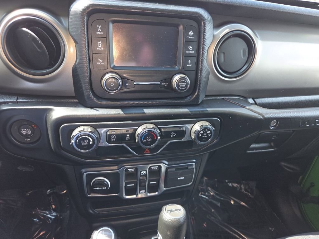 Certified 2019 Jeep Wrangler Unlimited Sport S AWD/4WD image 17