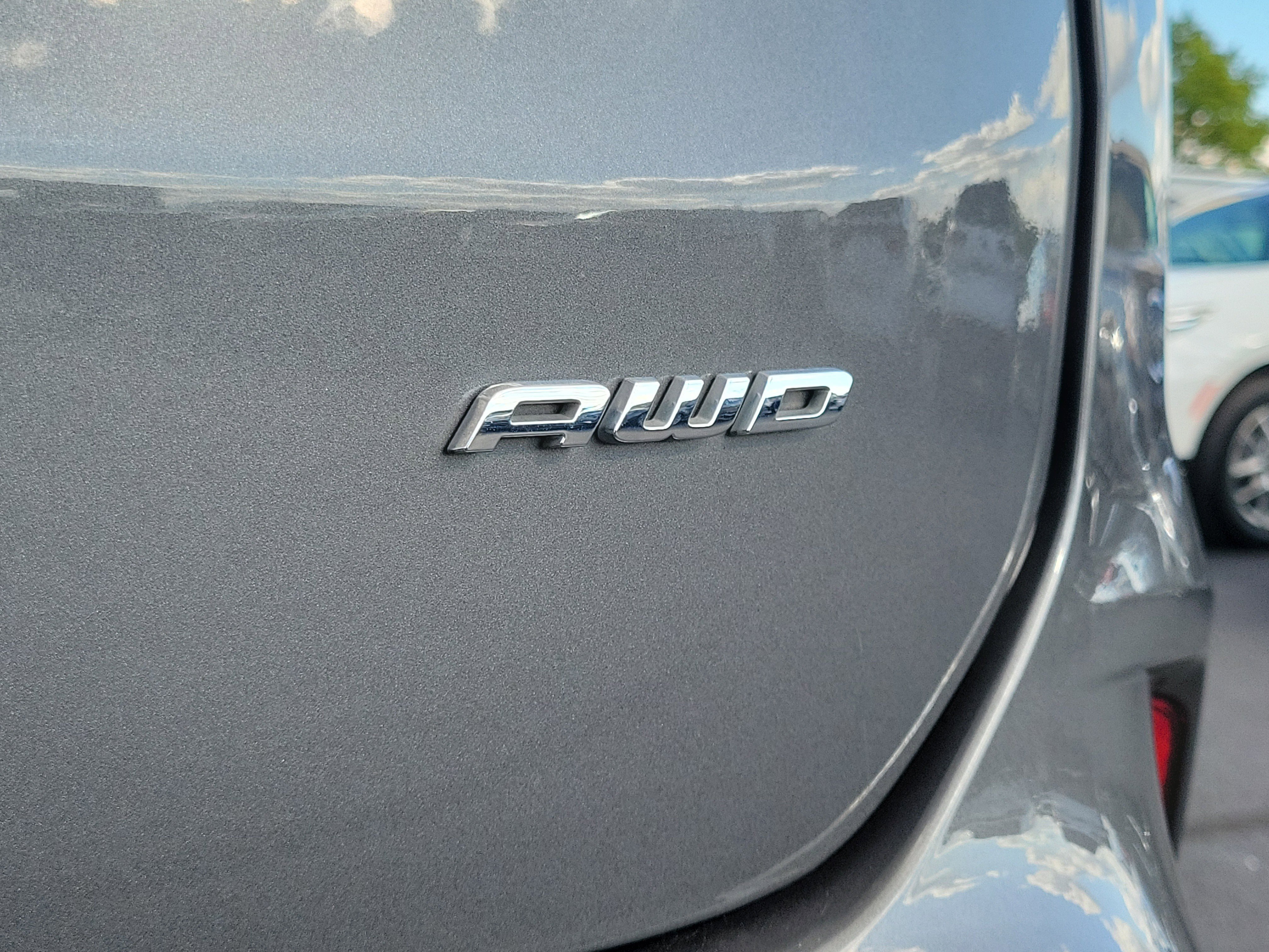 Used 2024 Ford Edge SEL AWD/4WD image 7