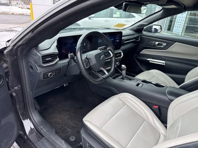Used 2024 Ford Mustang Premium image 23