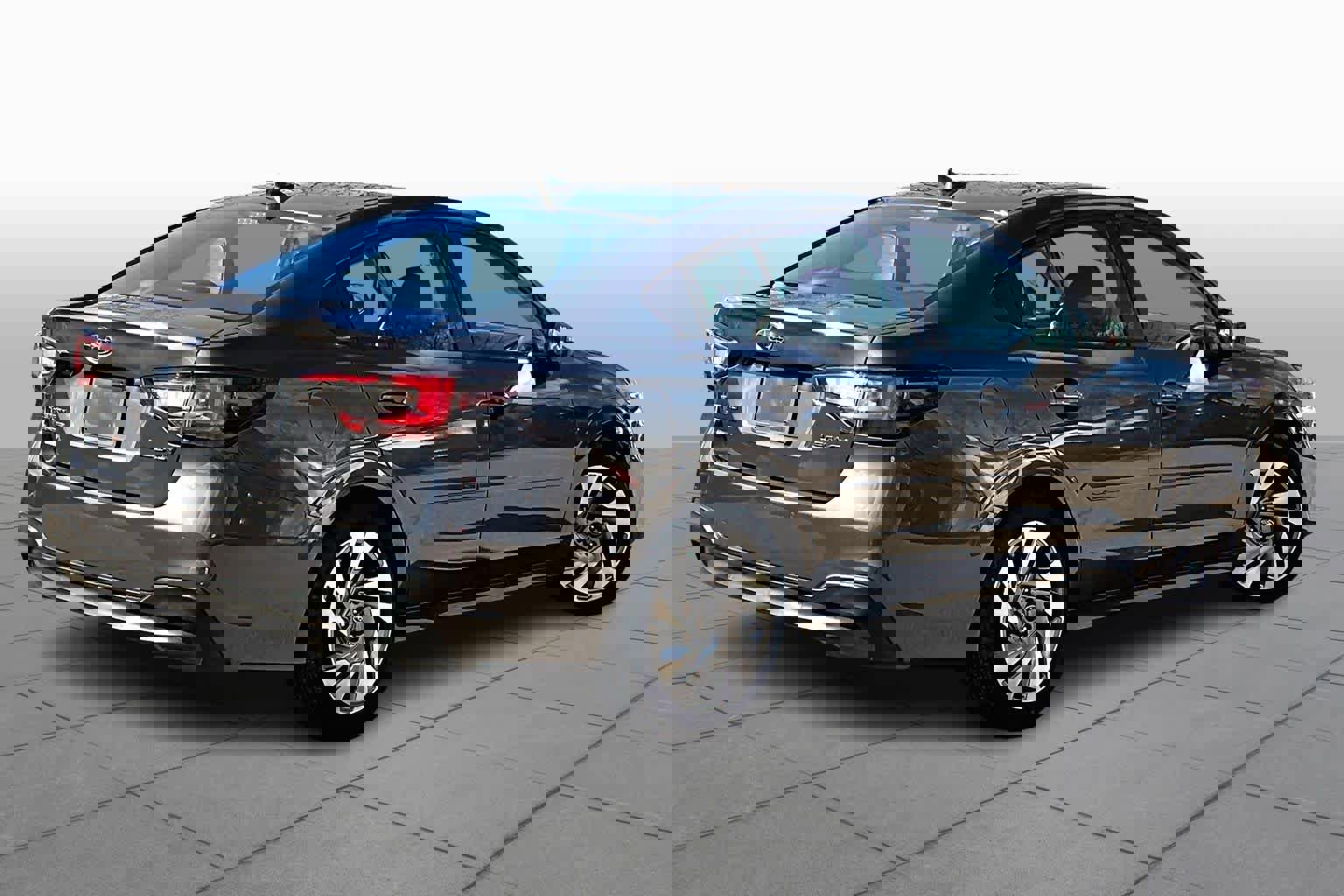 Used 2024 Subaru Legacy Limited image 13