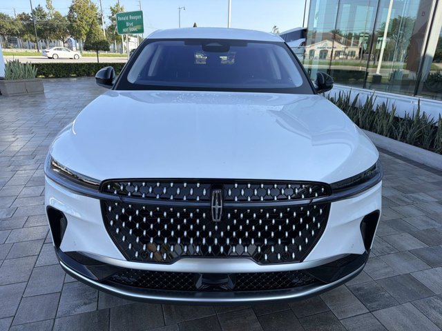 New 2026 Lincoln Nautilus Premier AWD/4WD image 6