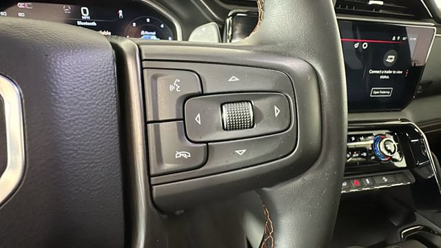 Used 2024 GMC Sierra 1500 AT4 w/ Technology Package AWD/4WD image 16