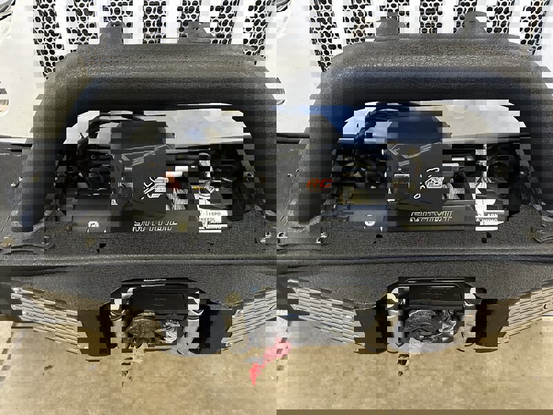 Used 2015 Jeep Wrangler Unlimited Rubicon w/ Connectivity Group image 32