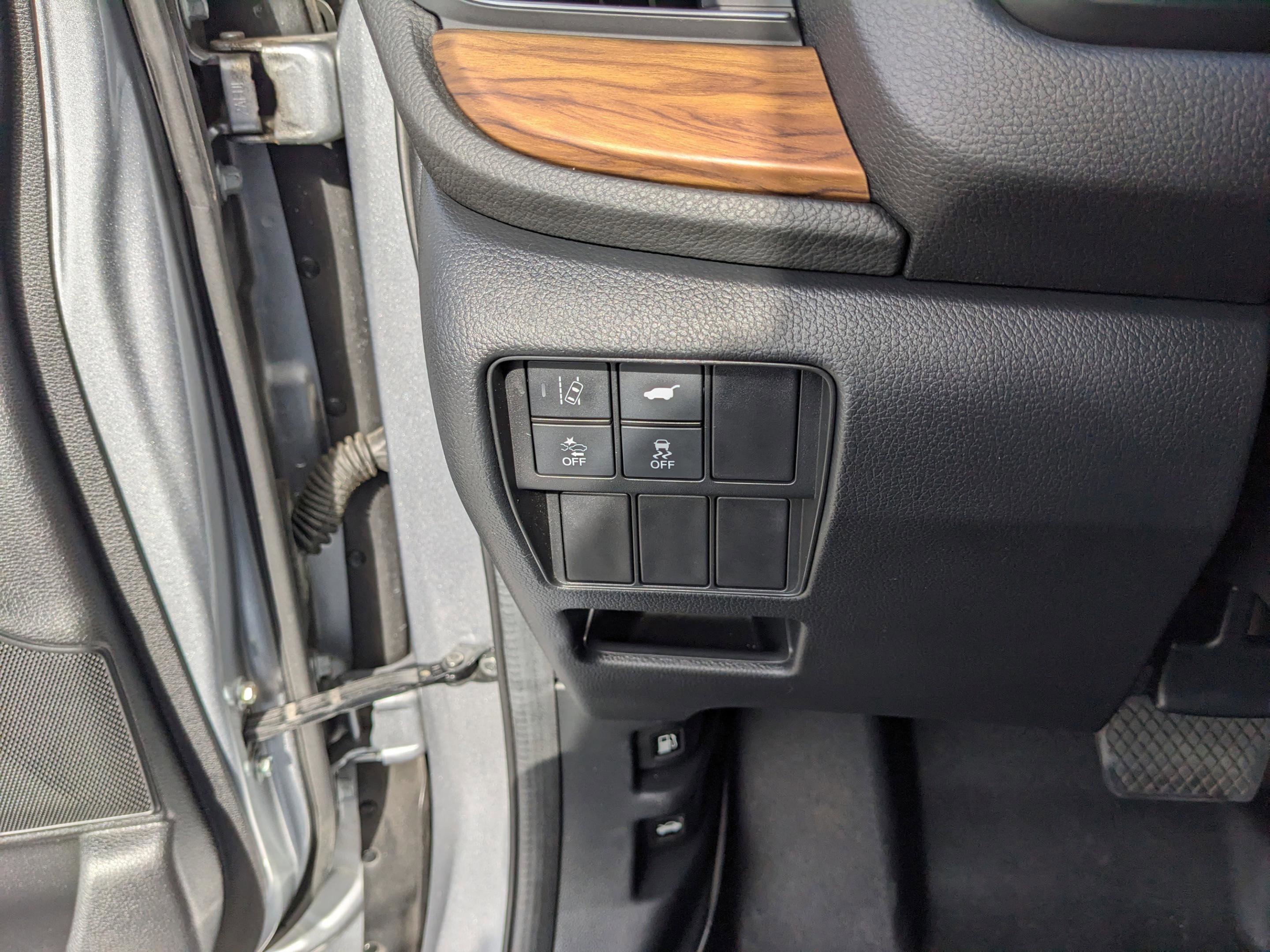 Used 2018 Honda CR-V Touring image 36