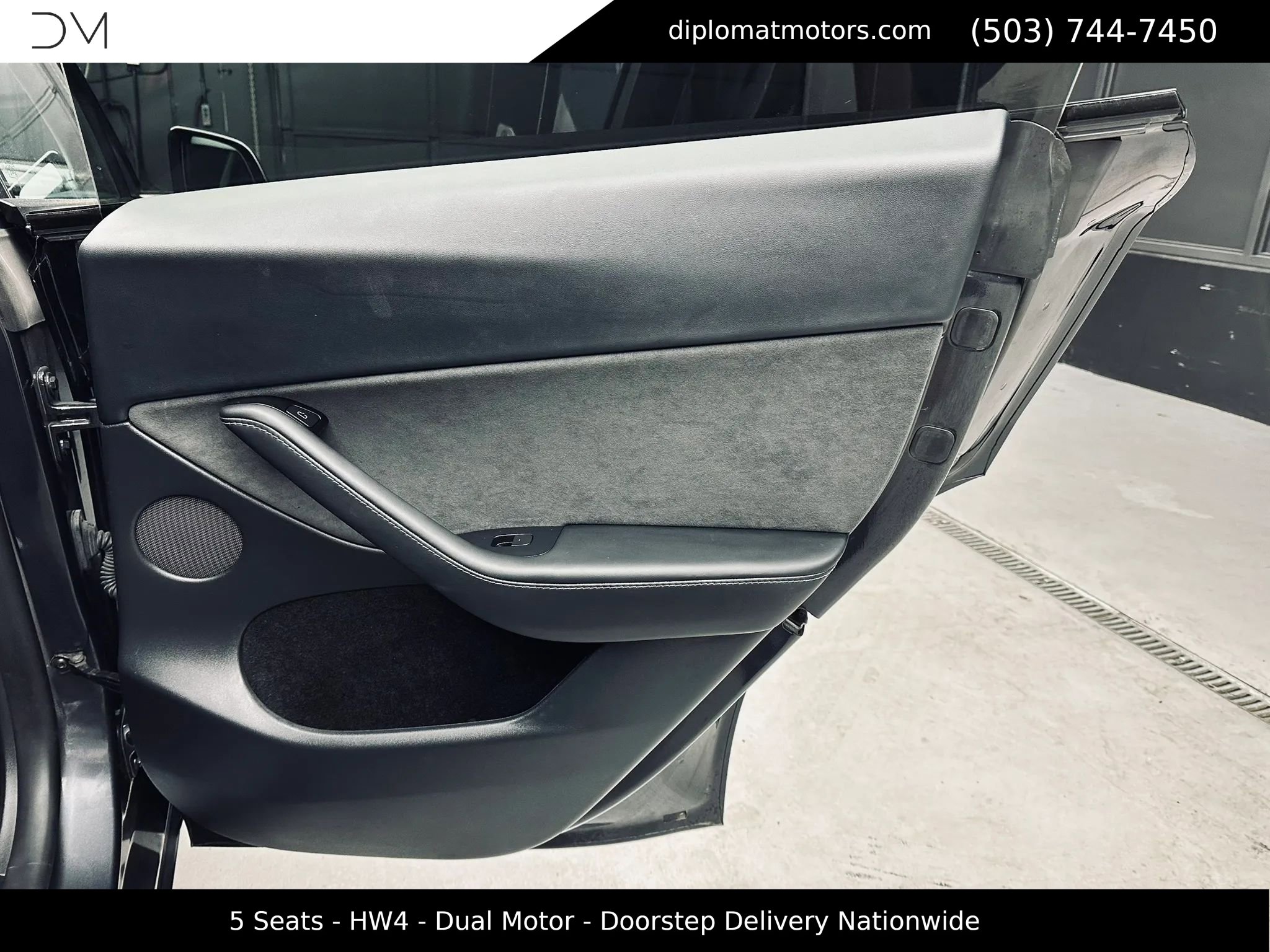 Used 2024 Tesla Model Y Performance AWD/4WD image 28