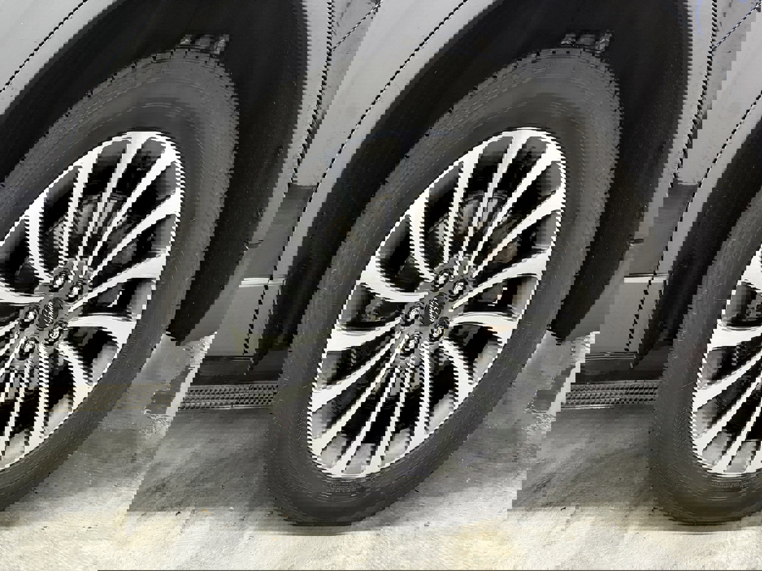 Used 2020 Lincoln Aviator Reserve w/ Equipment Group 201A image 30