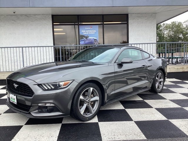 Used 2016 Ford Mustang Coupe image 7