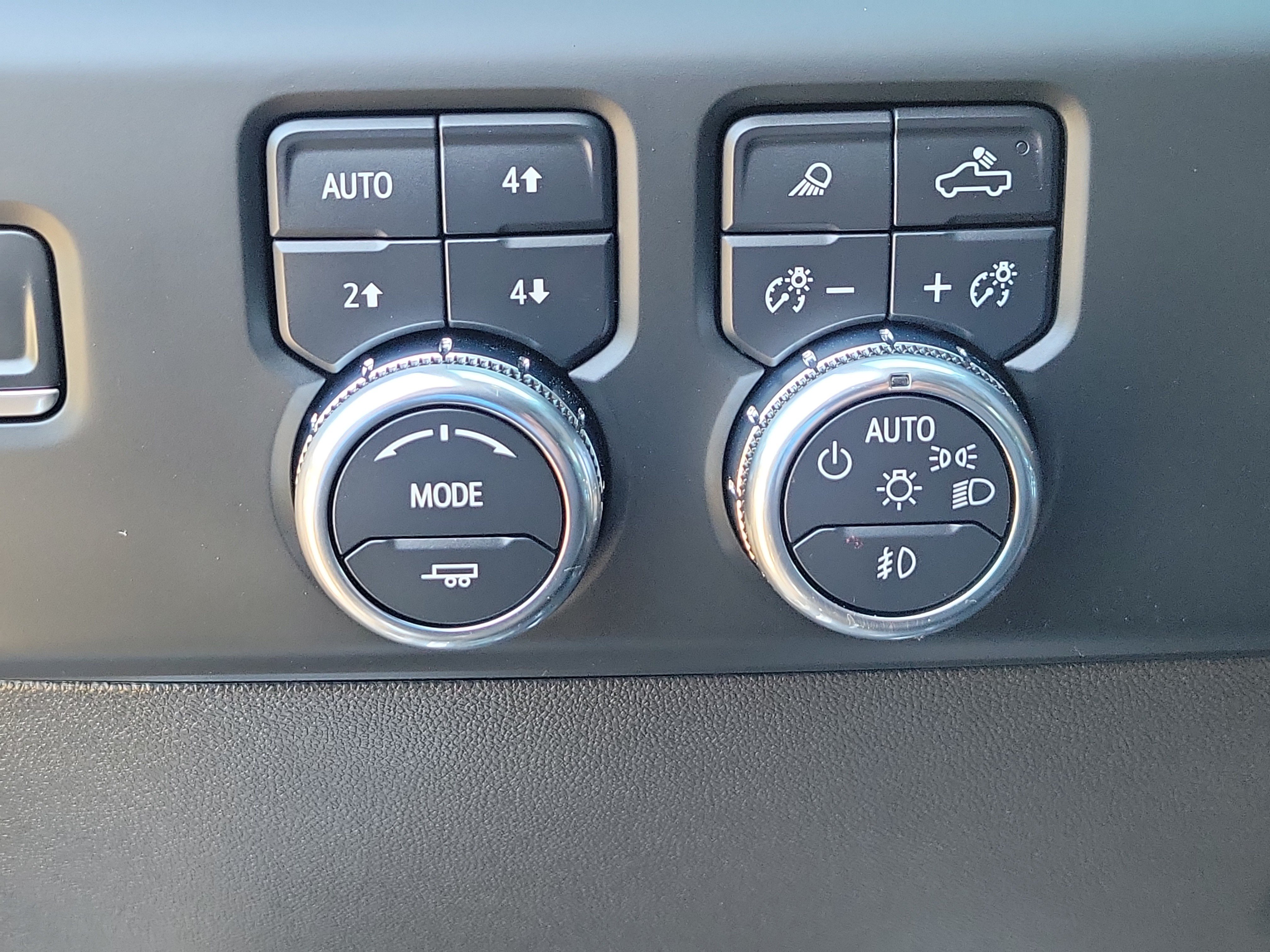 Used 2024 GMC Sierra 1500 Denali AWD/4WD image 30