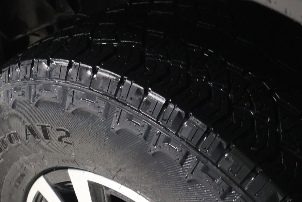 Certified 2024 Nissan Frontier PRO-4X w/ Technology Package image 19