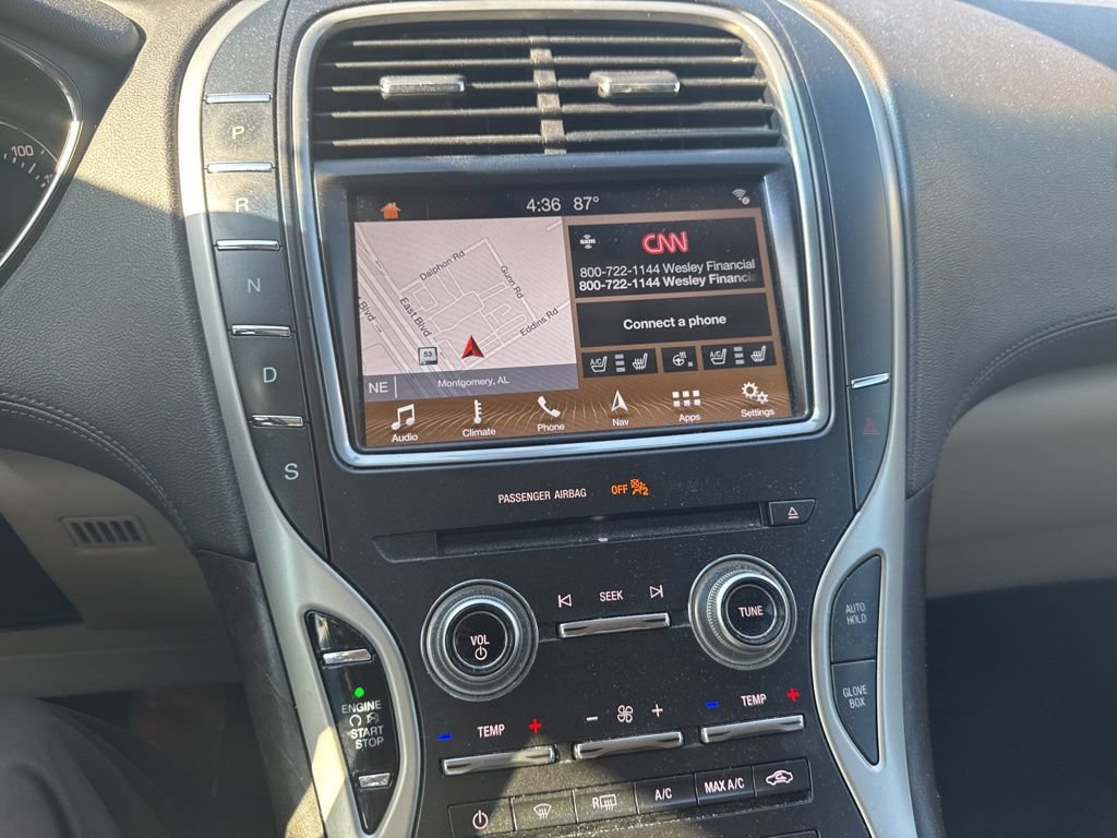 Used 2018 Lincoln MKX Reserve w/ Lincoln MKX Climate Package FWD image 12