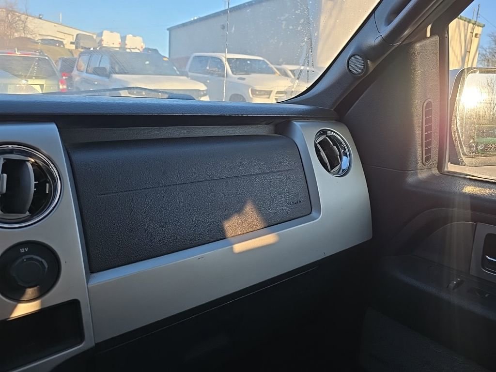 Used 2014 Ford F150 FX4 w/ Equipment Group 402A Luxury image 24