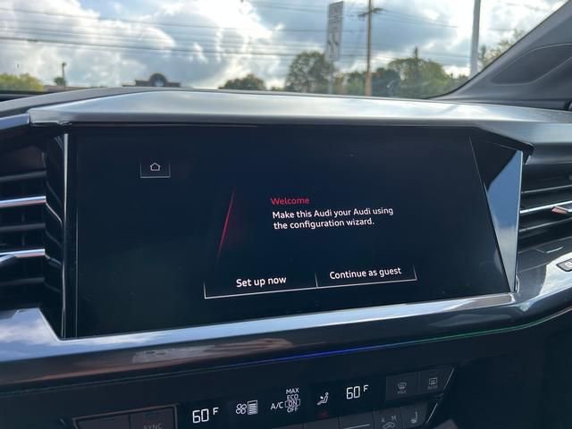 Used 2022 Audi Q4 e-tron Premium Plus w/ Premium Plus image 17