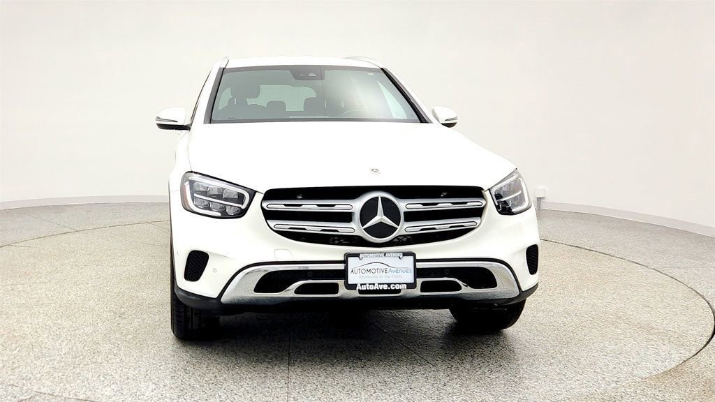 Used 2022 Mercedes-Benz GLC 300 4MATIC image 2