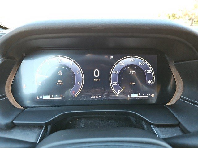 Used 2023 Jeep Grand Cherokee Limited w/ Luxury Tech Group II image 23