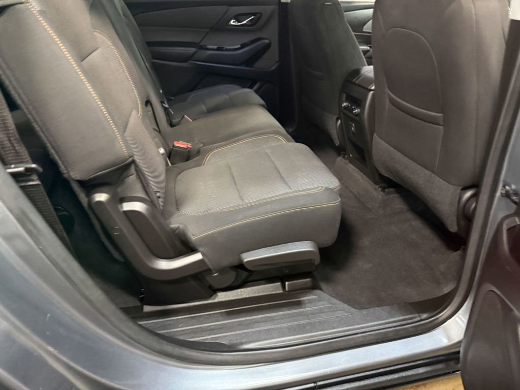 Used 2020 Chevrolet Traverse LS image 65