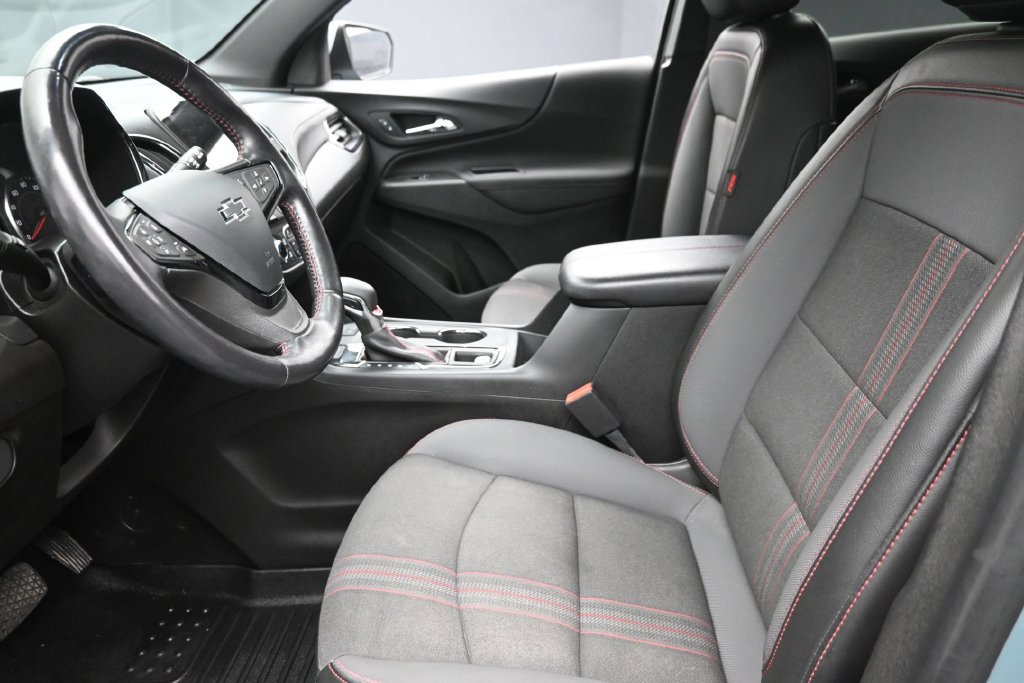 Used 2022 Chevrolet Equinox RS w/ Infotainment Package AWD/4WD image 16