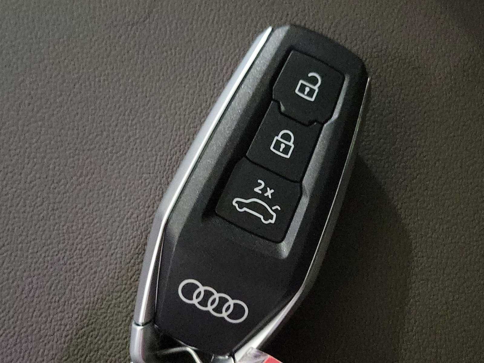 New 2027 Audi Q6 e-tron Premium Plus AWD/4WD image 28