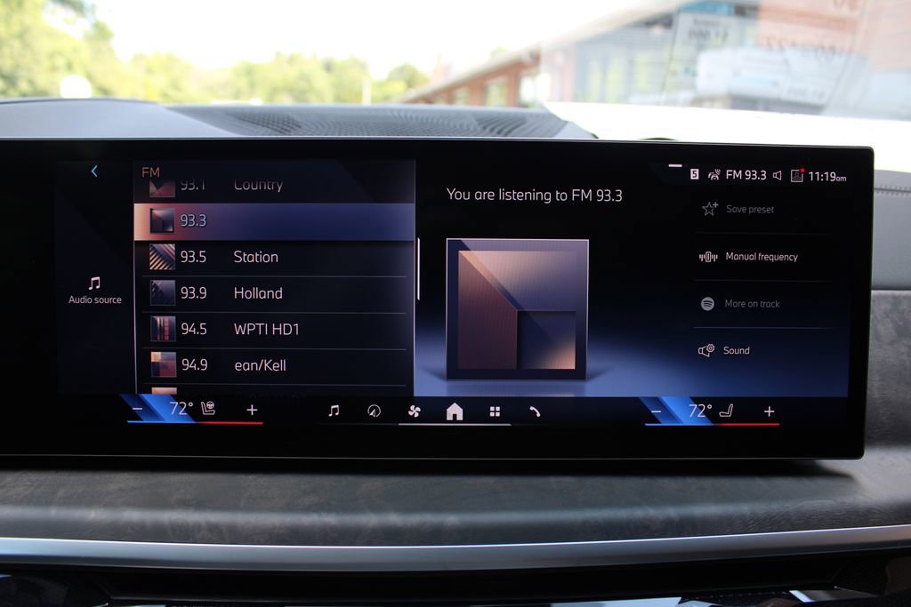 New 2026 BMW X5 xDrive50e w/ M Sport Package image 16