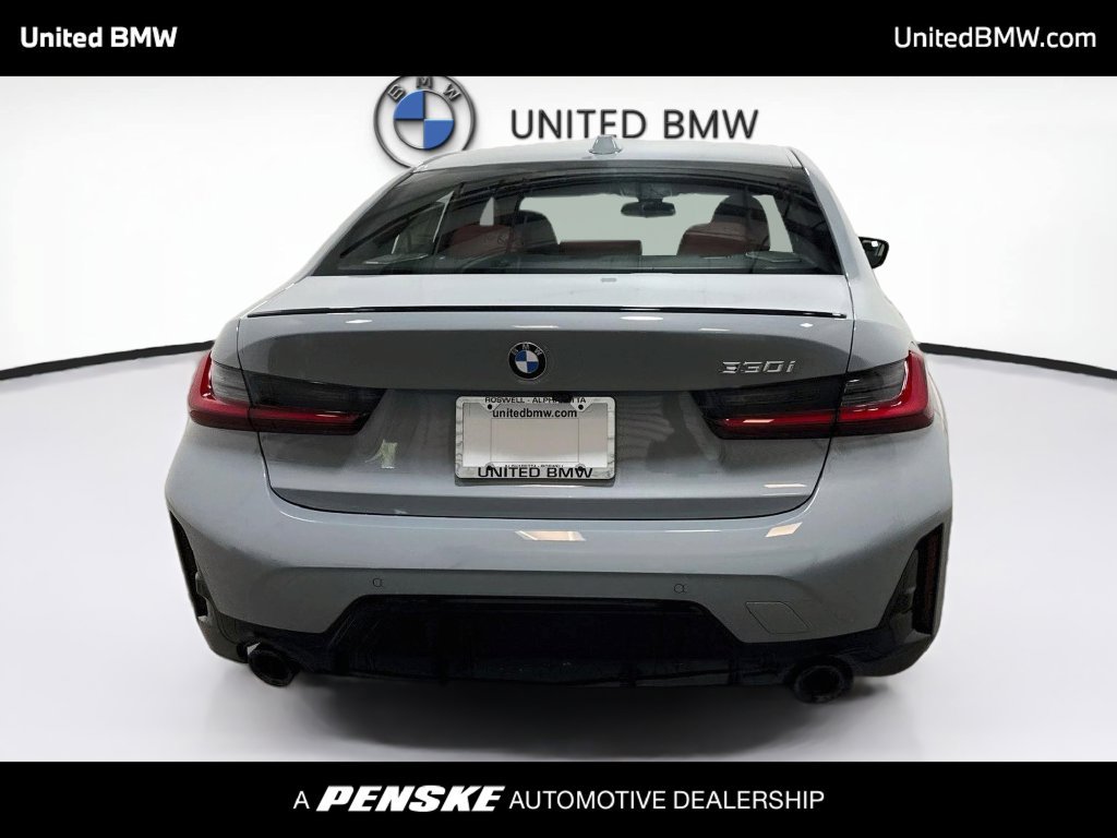 New 2026 BMW 330i Sedan w/ M Sport Package RWD image 6