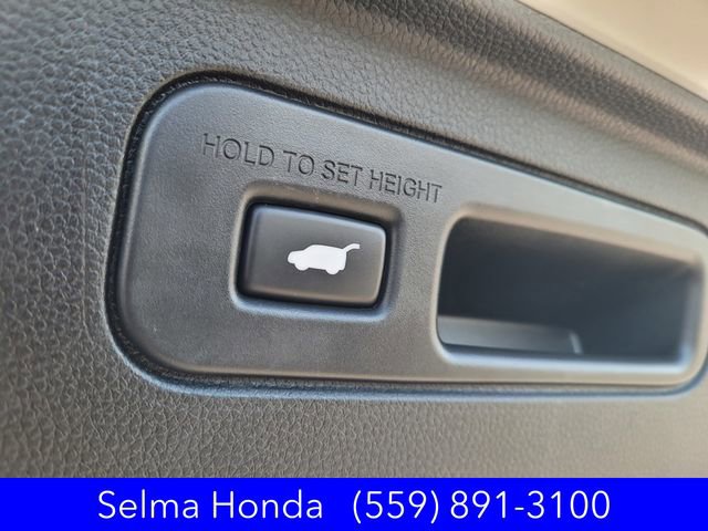 Used 2025 Honda Pilot Touring image 30