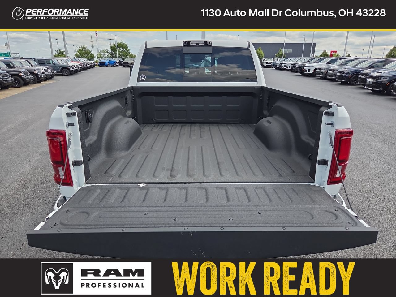 New 2026 RAM 2500 Laramie AWD/4WD image 7