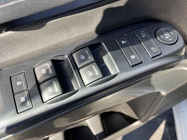 Used 2018 Chevrolet Silverado 1500 LT image 13