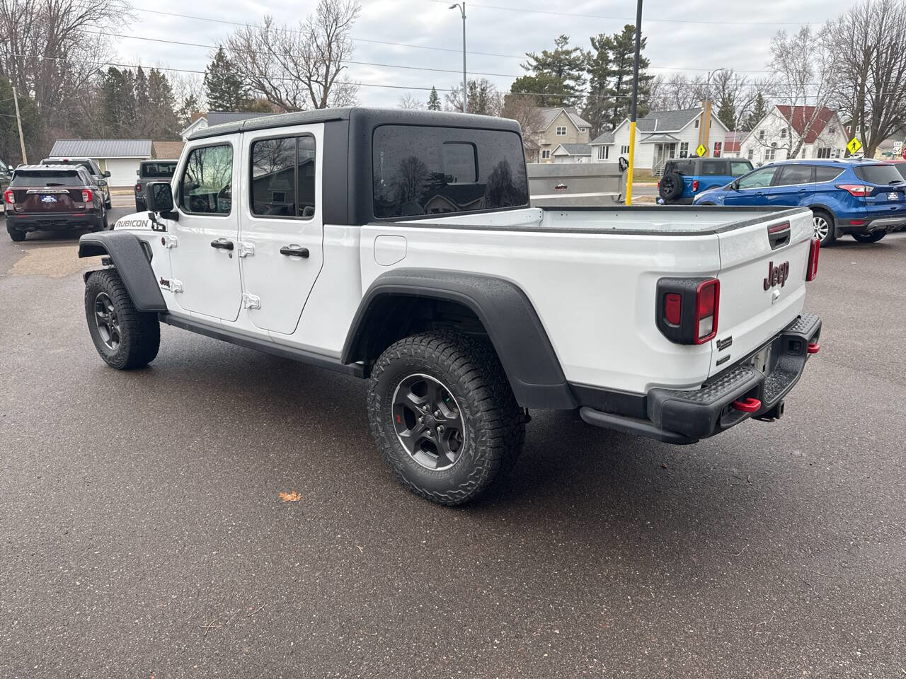 Used 2023 Jeep Gladiator Rubicon w/ Cold Weather Group AWD/4WD image 3