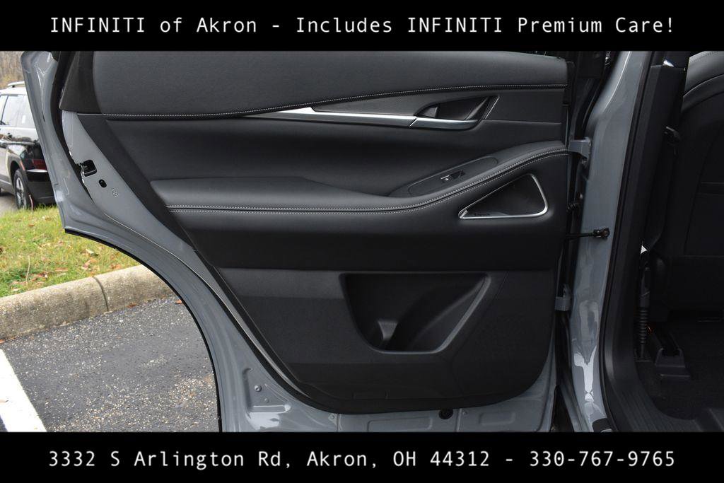 New 2026 INFINITI QX60 Luxe w/ Cargo Package image 28
