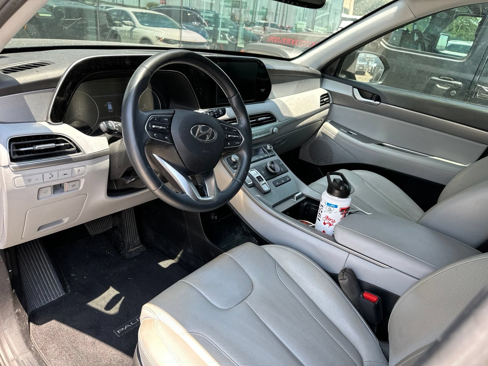 Used 2020 Hyundai Palisade SEL w/ Premium Package FWD image 16