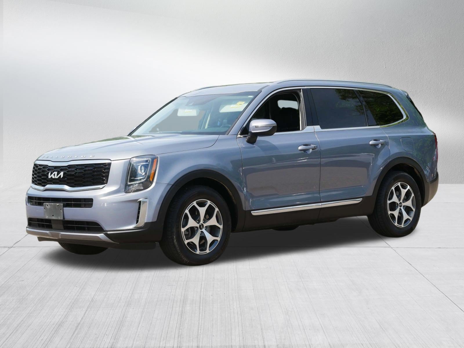 Used 2022 Kia Telluride EX AWD/4WD image 3