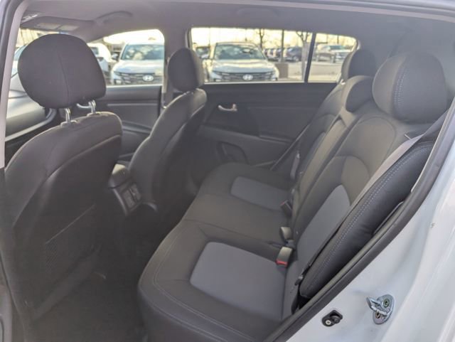 Used 2016 Kia Sportage LX image 9