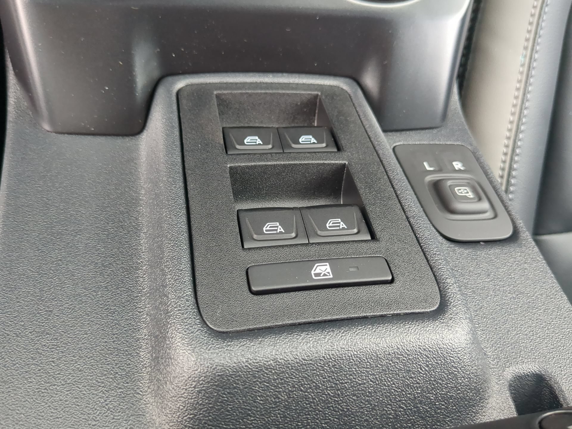 New 2026 Ford Bronco Outer Banks AWD/4WD image 57
