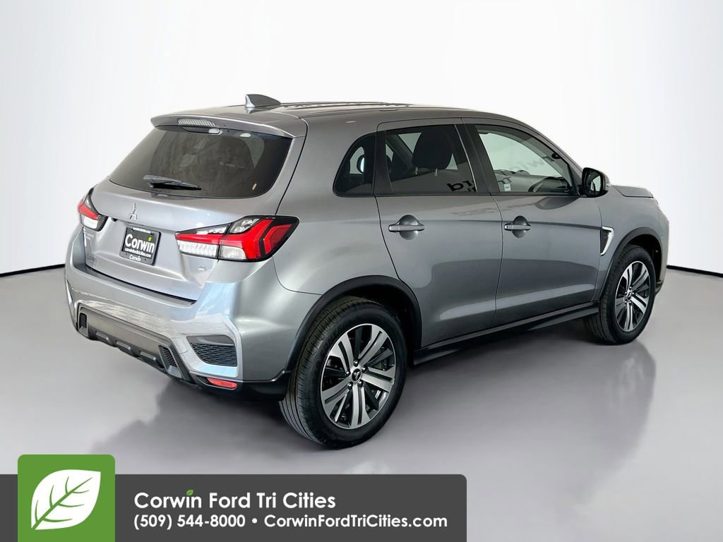 Used 2021 Mitsubishi Outlander Sport SE image 16