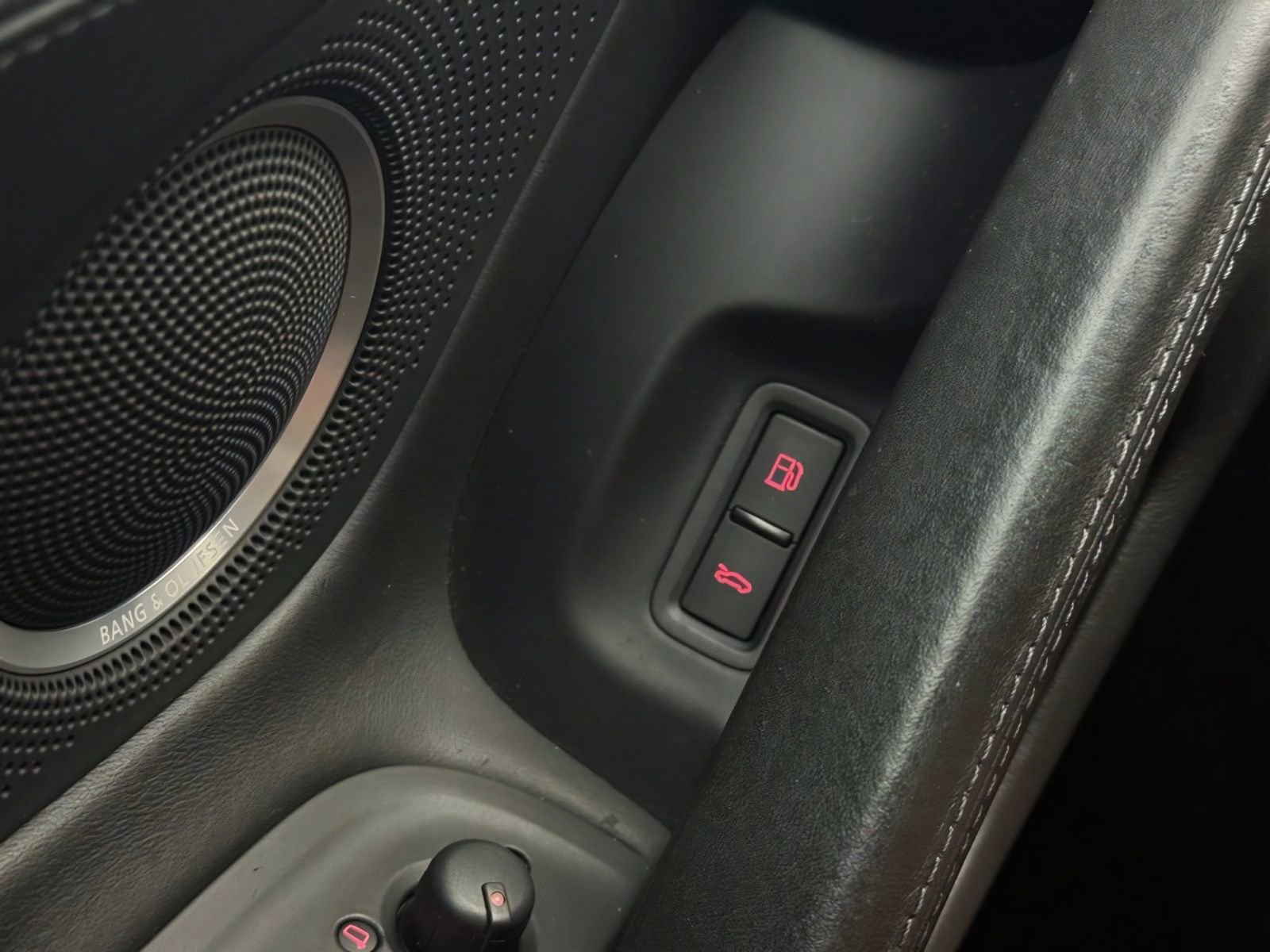 Used 2008 Audi R8 V8 image 11