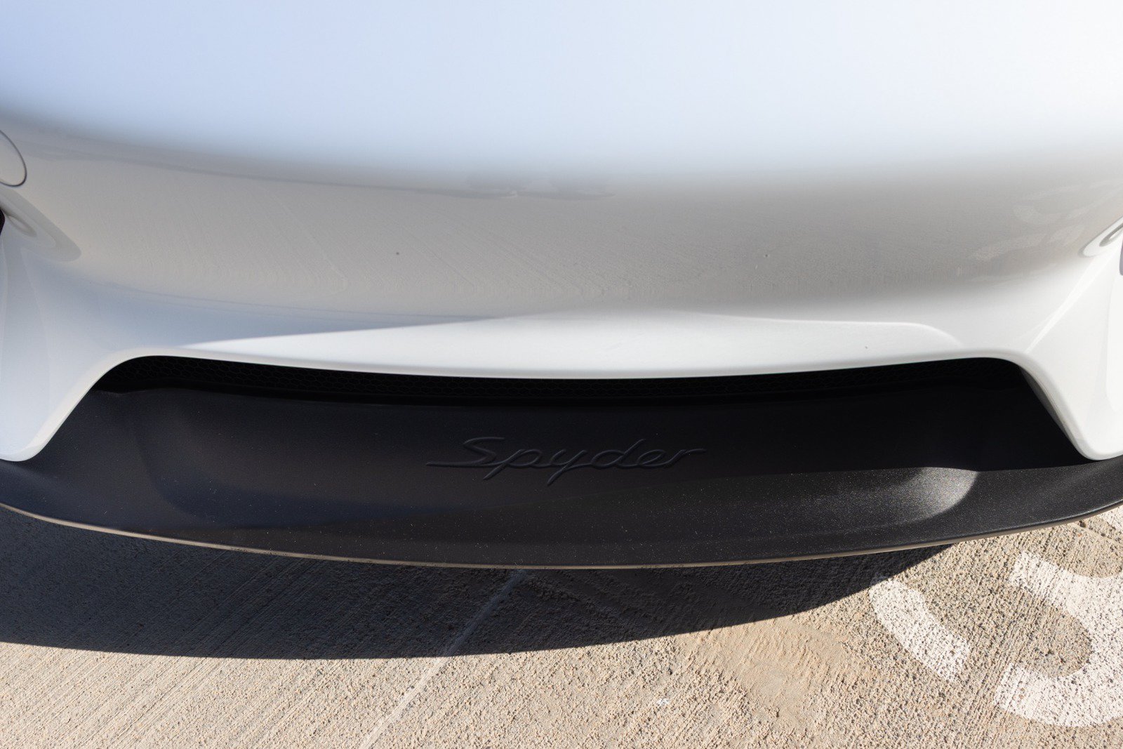 Used 2020 Porsche 718 Boxster Spyder RWD image 29