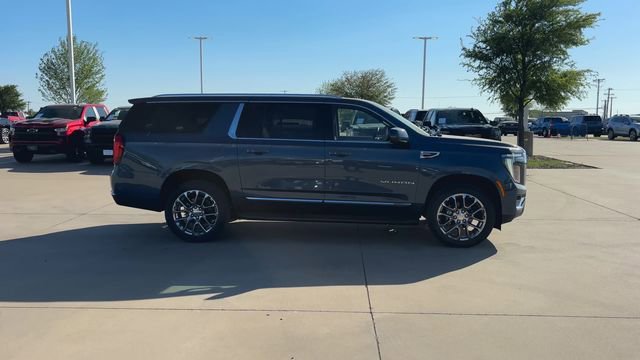 New 2026 GMC Yukon XL Elevation RWD image 9
