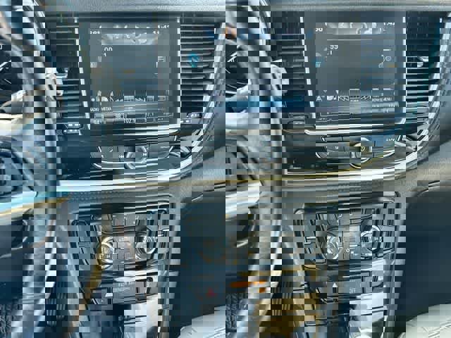 Used 2017 Buick Encore Essence image 18