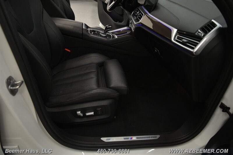 Used 2022 BMW X6 xDrive40i w/ M Sport Package AWD/4WD image 23