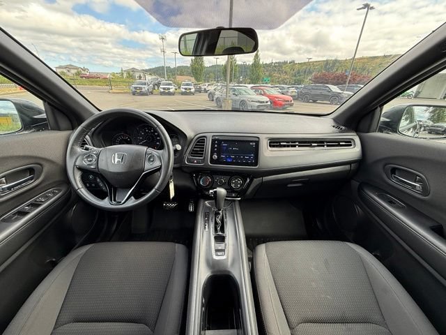 Used 2022 Honda HR-V Sport image 10