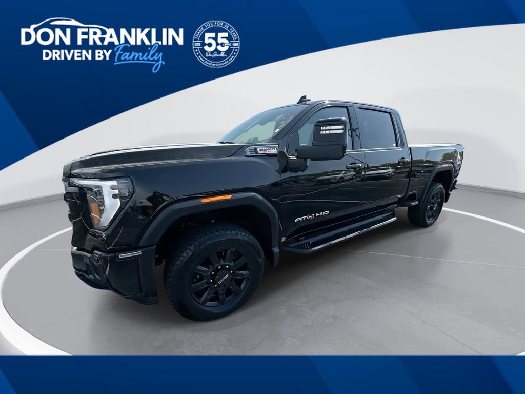 Used 2025 GMC Sierra 2500 AT4 AWD/4WD image 1