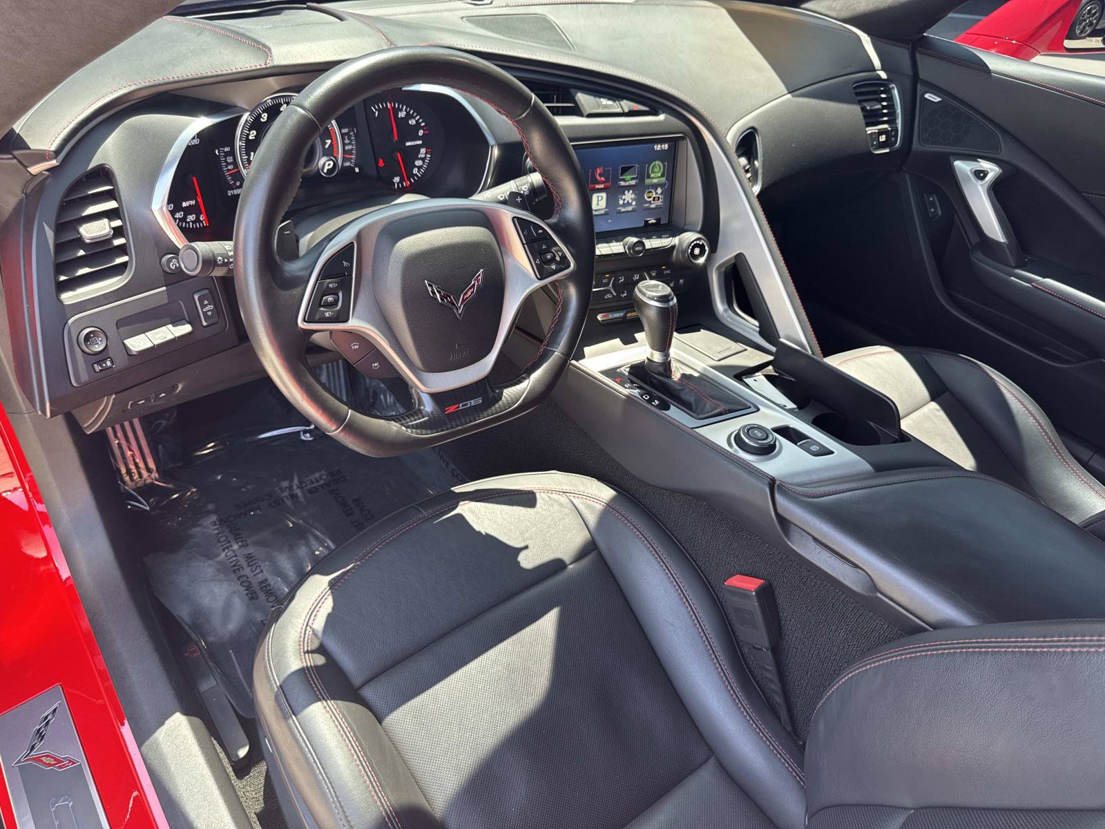 Used 2016 Chevrolet Corvette Z06 w/ 3LZ Preferred Equipment Group RWD image 9