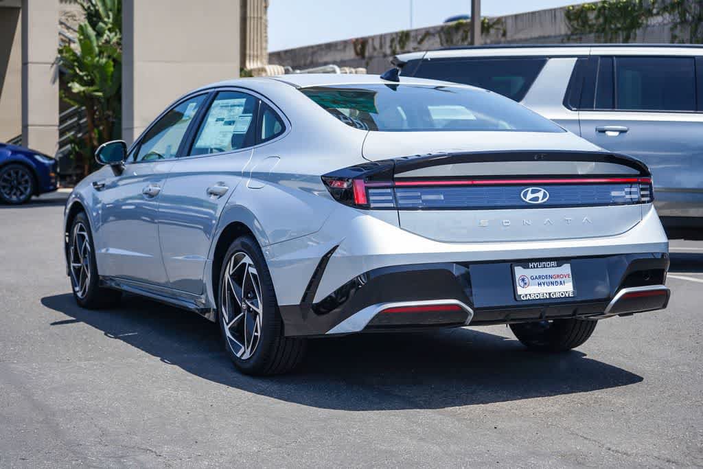 New 2026 Hyundai Sonata SEL FWD image 6