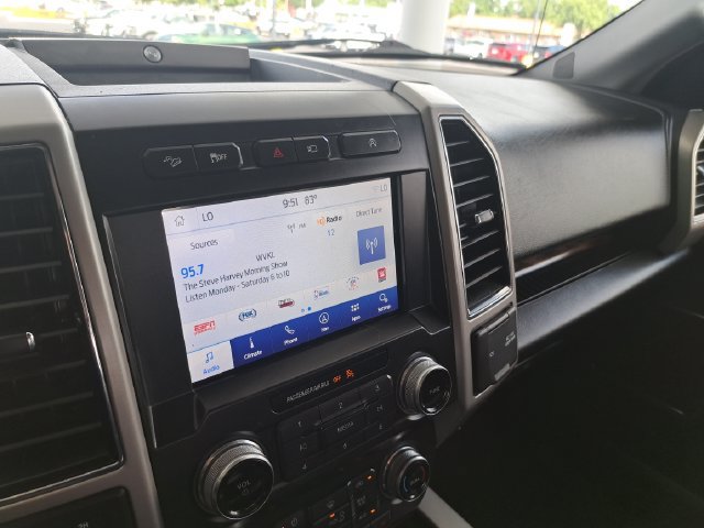 Used 2019 Ford F150 Lariat w/ Equipment Group 502A Luxury AWD/4WD image 10