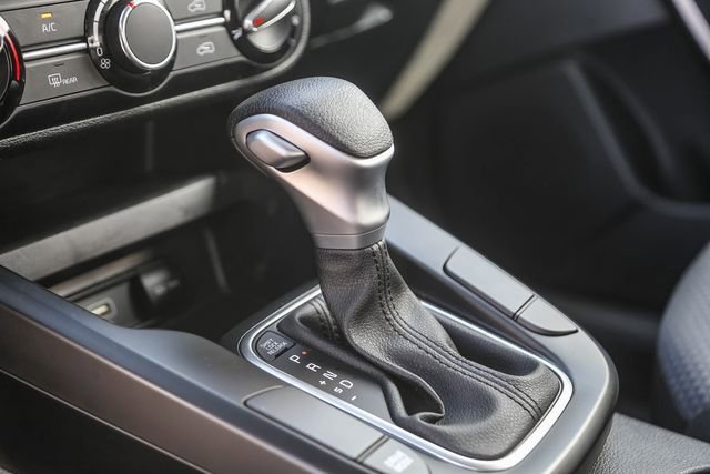 Used 2023 Kia Soul LX w/ LX Technology Package image 25