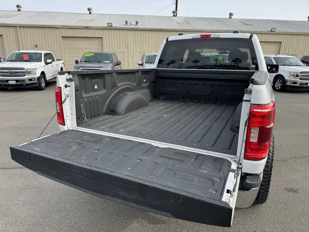 Used 2021 Ford F150 XLT w/ Trailer Tow Package image 11