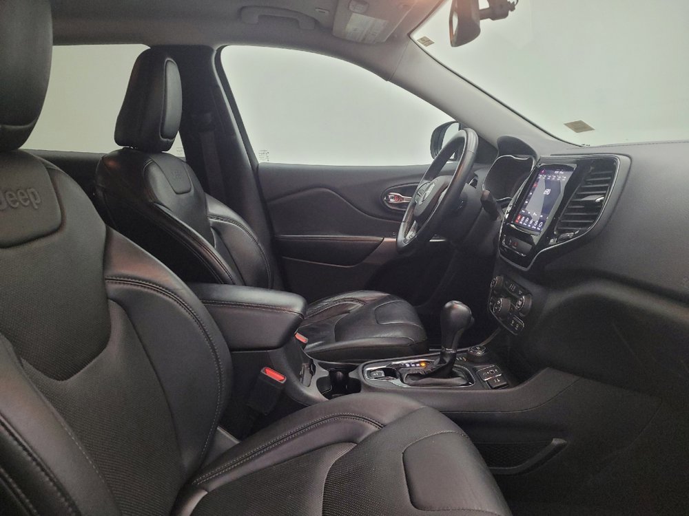 Used 2019 Jeep Cherokee Limited image 21